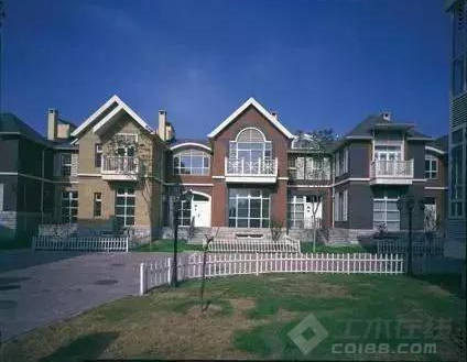英式建筑风格.png